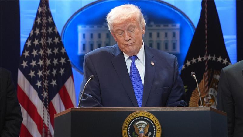 Trump will den von ihm verkündeten weltweiten 10-Prozent-Zollsatz auf Importe in die USA auf 15 Prozent erhöhen.