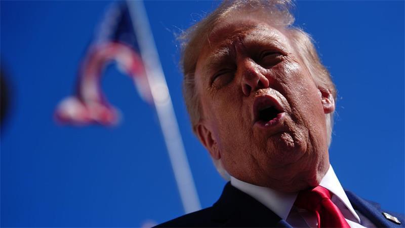 Trump will schon seit Wochen, dass alle „Superintelligenz“ statt KI sagen.