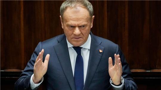 Tusk will, dass jeder Mann in Polen kampfbereit gemacht wird. 