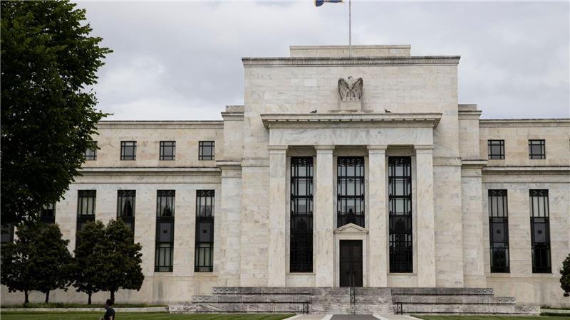 US-Notenbanker: Trumps Zölle großer Schock für US-Wirtschaft US-Notenbanker Waller sieht gravierende Folgen der Zollpolitik für die US-Wirtschaft