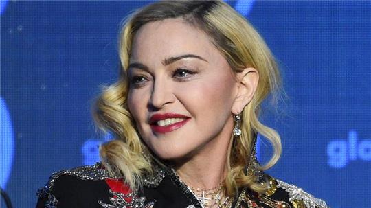 US-Pop-Star Madonna gilt mit rund 330 Millionen verkauften Tonträgern als kommerziell erfolgreichste Sängerin überhaupt.