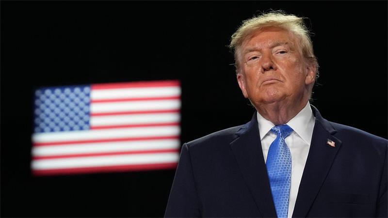 Wahlverlierer Bolsonaro flieht offenbar – USA erteilen Visum US-Präsident Donald Trump ist ein politischer Verbündeter der Bolsonaro-Familie.