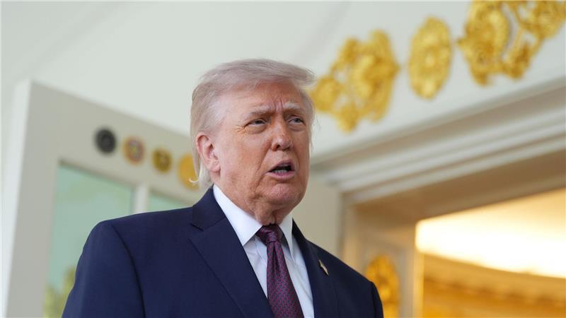 Neue Drohungen im Iran-Krieg - und auch neue Verhandlungen? US-Präsident Donald Trump setzt erneut auf ein baldiges Ende des Krieges