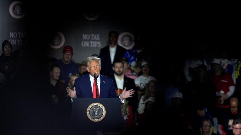 US-Präsident Donald Trump spricht über die Wirtschaft während einer Veranstaltung im Circa Resort und Casino in Las Vegas.