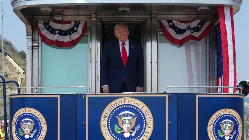 US-Präsident Donald Trump trifft mit dem Zug „Freedom 250“ zur Eröffnung der „Theodore Roosevelt Präsidentenbibliothek“ ein.