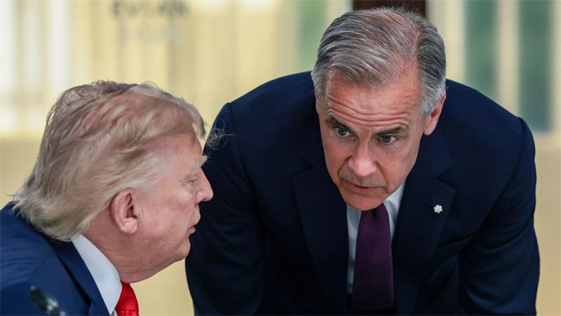 Trotz Trump-Drohung: Kanada geht auf Vorstoß aus EU ein US-Präsident Donald Trump und Carney (r) standen zuletzt auf Kriegsfuß. (Archivbild)