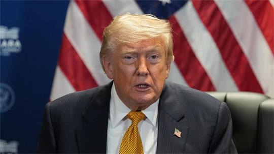 US-Präsident Trump droht dem Iran weitere Angriffe an.
