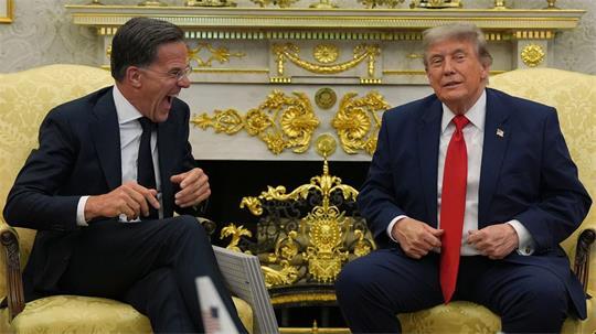 US-Präsident Trump lobt Nato-Generalsekretär Rutte. 