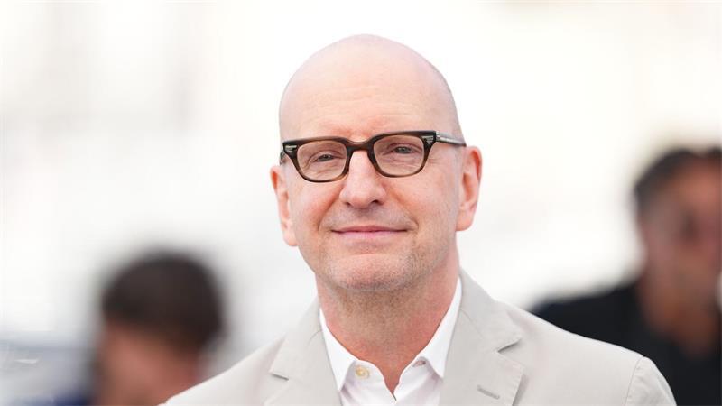Soderbergh hilft bei „The Batman 2“ aus - Reeves verhindert US-Regisseur Steven Soderbergh springt bei den Dreharbeiten ein. (Archivbild)