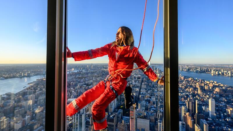 US-Schauspieler Jared Leto klettert am Empire State Building hoch.