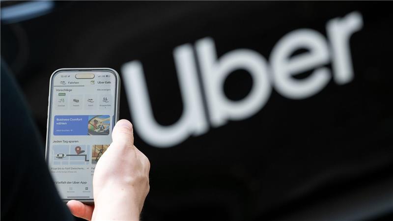 Uber führt in Deutschland eine neue In-App-Funktion ein, die es Fahrgästen erlaubt, während der Fahrt den Ton im Fahrzeug aufzuzeichnen. (Symbolbild)