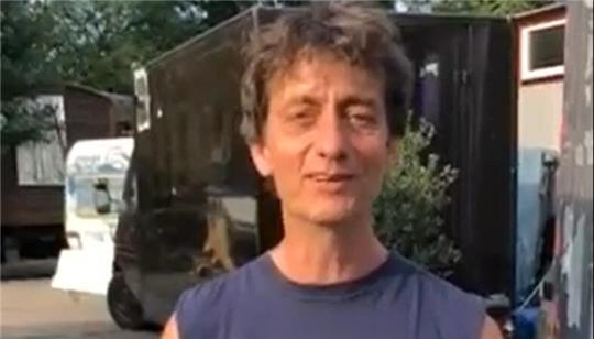 Über 100 Hinweise hat das Landeskriminalamt Niedersachsen auf der Suche nach den Ex-RAF-Mitgliedern Ernst-Volker Staub und Burkhard Garweg erhalten. In einem Handyvideo soll Garweg eine Frau namens Karin angesprochen haben - die hat sich nun gemeldet. (Symbolbild)