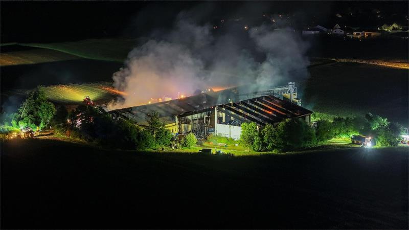Über 1.000 Schweine wurden bei dem Brand getötet.