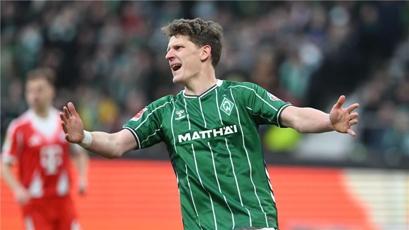 Über den Einsatz von Jens Stage im Nordderby gegen den Hamburger SV wird nach dem Abschlusstraining am Freitag entschieden. (Archovbild)