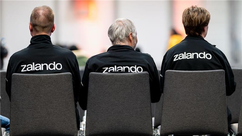 Über den Sozialplan bei Zalando in Erfurt wird nun in einer Einigungsstelle verhandelt. (Illustration).