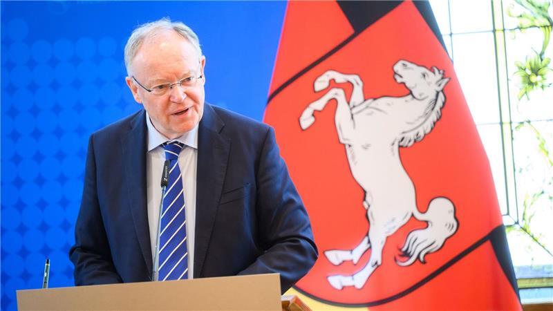 640 Millionen Euro Entlastung - Kommunen sollen investieren Über eine mögliche Beteiligung der Kommunen am Infrastruktur-Sondervermögen des Bundes soll noch gesprochen werden, kündigte Regierungschef Weil an.
