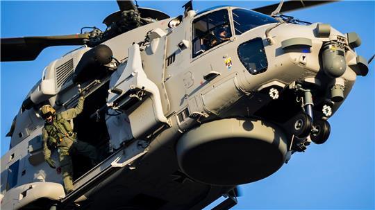 Übergabe Hubschrauber NH90 Sea Tiger an die Deutsche Marine.