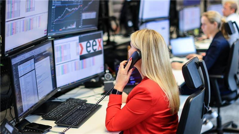 Überschuss an Wind- und Solarstrom lässt die Preise zeitweise ins Minus rutschen. (Archivbild) 