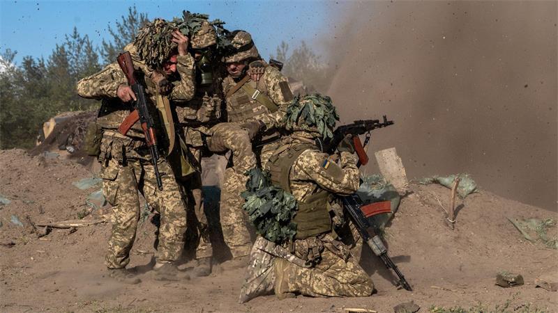 Ukrainische Männer sollen sich einem Einsatz im Krieg gegen Russland künftig schwerer entziehen können. (Archivbild)