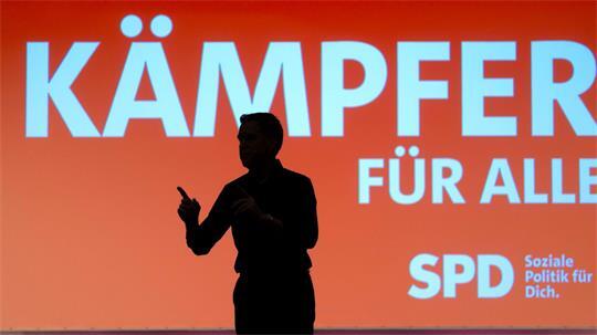 Ulf Kämpfer soll die SPD als Spitzenkandidat in die Landtagswahl 2027 führen. (Archivbild)