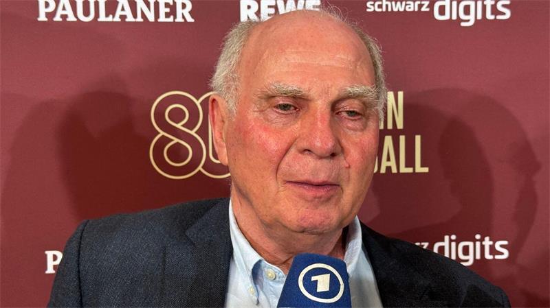 Uli Hoeneß nimmt Neu-Trainer Gavel und den neuen Sportchef Leibenath in die Pflicht.