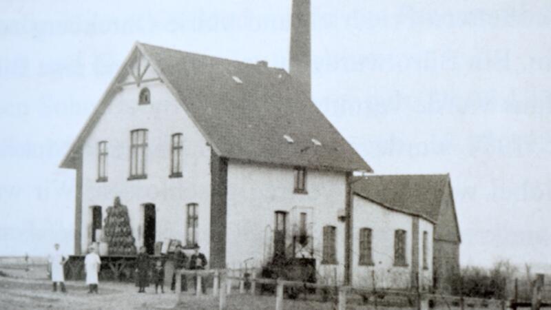 Um 1909 hatte die Molkerei in Elsdorf die Größe eines Einfamilienhauses.