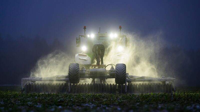 Für Erreichen der EU-Klimaziele weitere Maßnahmen nötig Um die Ziele zu erreichen, empfehlen die Experten 13 sogenannte Schlüsselmaßnahmen. So müsse etwa in der Landwirtschaft etwas passieren.