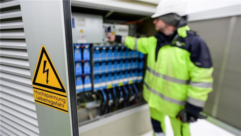 Um zu wissen, wo genau Strom gebraucht wird, testet ein Projekt im Lüneburger Raum digitale Stromzähler an Ortsnetzstationen.