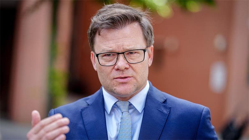 Umweltminister Carsten Schneider fordert volle Anstrengung für den Klimaschutz. (Archivbild)