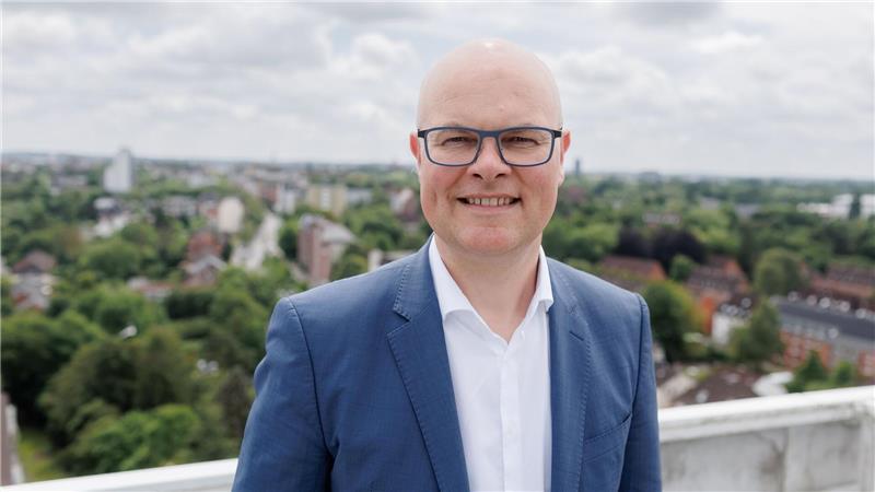 Umweltminister Tobias Goldschmidt (Grüne) sorgt sich um die Belastung mit PFAS. (Archivbild)