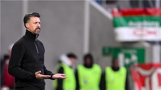 „Wir können es“: Wagner zweifelt nicht nach 0:6-Lehrstunde Und nun? Sandro Wagner beim Augsburger Untergang gegen Leipzig.