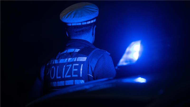 Karambolage auf der B73 in Stade – Drei Verletzte und lange Staus Unfälle in Stade und Apensen riefen Polizei und Feuerwehr auf den Plan, drei Männer wurden verletzt. (Symbolbild)