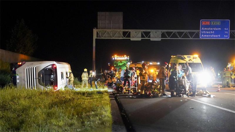 Unfall auf A28: Deutsche Schüler waren an Bord des Reisebusses.