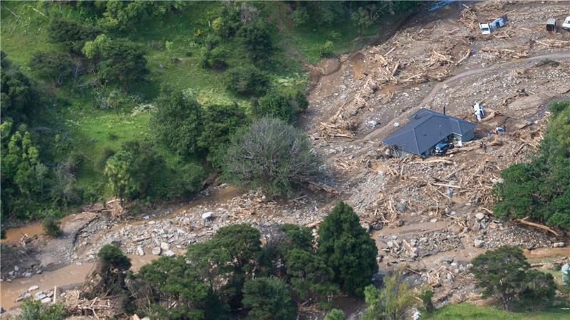 Unglück auf Campingplatz: Sechs Menschen wurden laut Polizeiangaben unter den Schlammmassen verschüttet. 