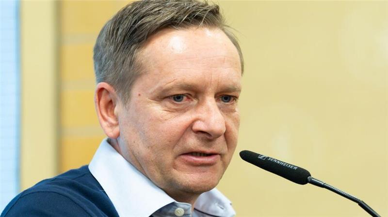 Baumgarts Union-Ansage: „Wir wollen das Ding anzünden“ Union-Geschäftsführer Horst Heldt sieht Baumgarts Rückkehr als Chance.