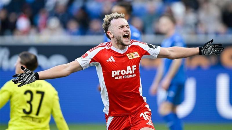 Union-Stürmer Benedict Hollerbach bejubelt seinen Treffer zum 1:0 gegen Hoffenheim