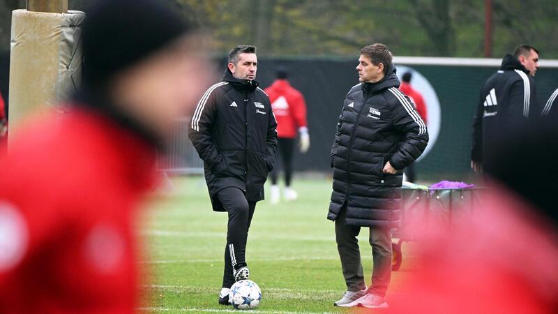 Debüt mit Hoffnung: Kniffliger Einstand für Unions Bjelica Unions neuer Trainer Nenad Bjelica (l) muss in Braga auf Sheraldo Becker verzichten.