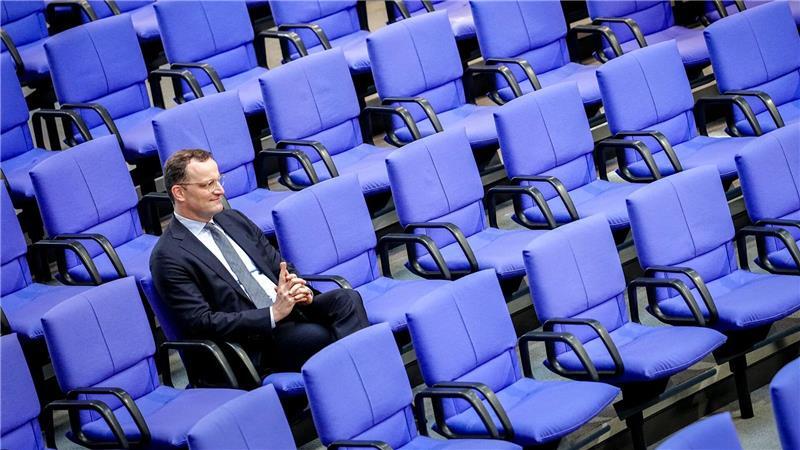 Spahn: Wir müssen als Koalition noch enger zusammenwachsen Unionsfraktionschef Jens Spahn (CDU) war bei der SPD zuletzt nicht wohlgelitten. (Archivbild)