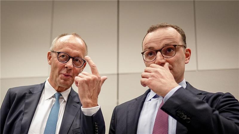 Spahn verteidigt Merz-Aussagen zu Migration im Stadtbild Unionsfraktionschef Jens Spahn verteidigt Bundeskanzler Friedrich Merz beim Thema Migration im Stadtbild. (Archivfoto)