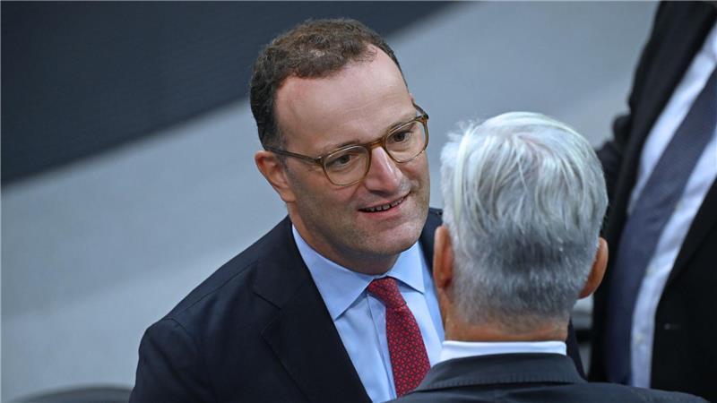 Unionsfraktionschef Spahn hat eine Debatte über die Vermögensverteilung angestoßen.