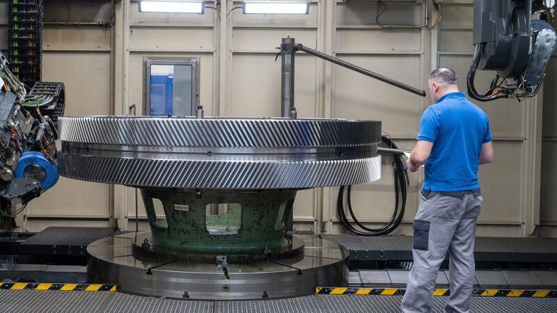 Arbeitskräftemangel kostet viele Maschinenbauer Umsatz „Unsere Branche bietet gut bezahlte, attraktive Arbeitswelten, aber Deutschlands Wohlstandsmaschine braucht einfach mehr Arbeitskräfte.“
