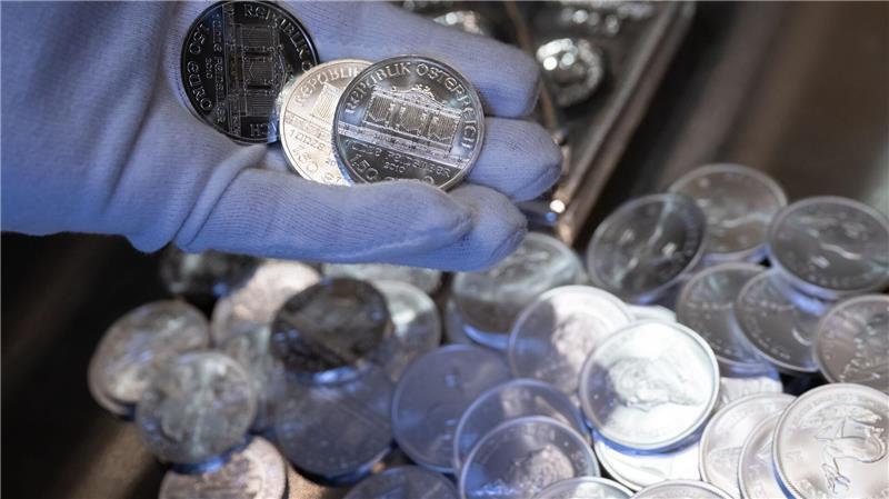 Unter anderem dient Silber als Investment. (Archivbild)