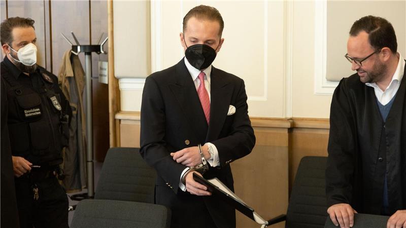 Unter anderem wegen Betrugs mit nicht existenten Windkraftprojekten wurde Hendrik Holt zu einer mehrjährigen Freiheitsstrafe verurteilt. (Archivbild) 