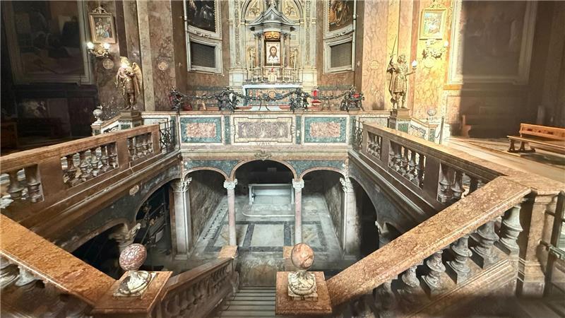 Unter dem Altar liegen Reliquien des heilig gesprochenen Papstes Silvester I.. (Archivbild)