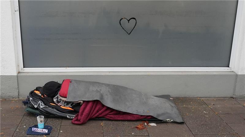 21 Obdachlose im Winter auf Hamburgs Straßen gestorben Unter den 47 Todesfällen waren 21 Menschen, die auf offener Straße starben. (Archivbild)