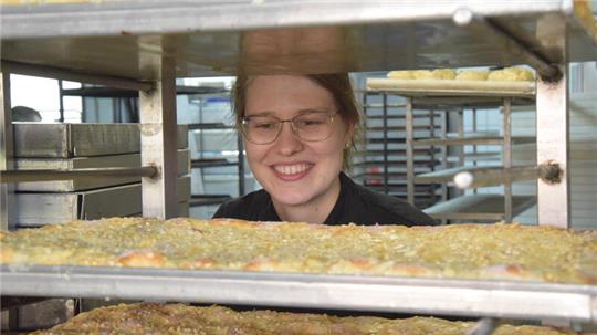 Unter den Butterkuchen ist für Anna-Lena Pfeiffer-Dicks der klassische immer noch der Favorit.