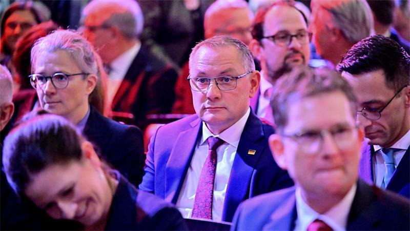 Unter den Gästen beim Festakt war auch AfD-Parteichef Tino Chrupalla.