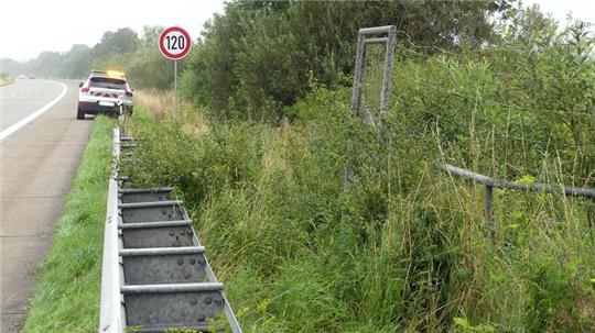Unter der A 27 zwischen Nordholz und Altenwalde verläuft ein Durchlass, der saniert werden muss. Die Arbeiten sollen am 1. August beginnen. 