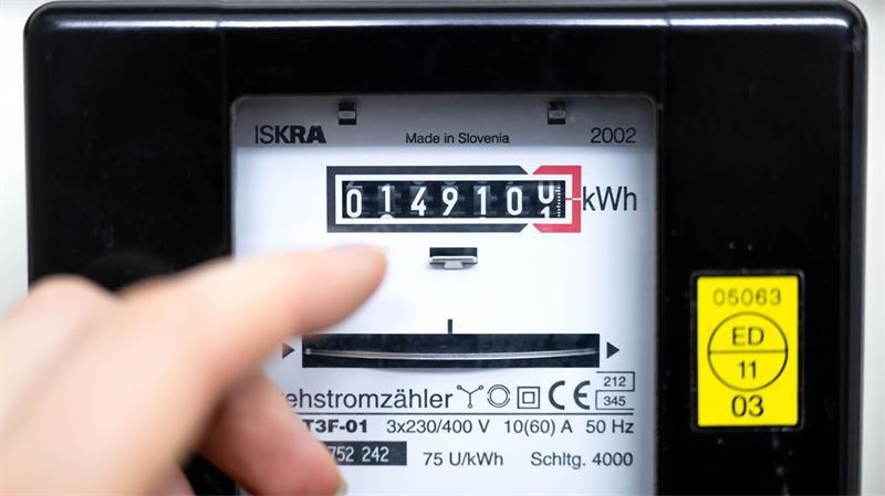 Preise für Strom und Gas sinken auf hohem Niveau leicht Unternehmen und Behörden zahlen für Strom und Gas im Schnitt niedrigere Preise als Privathaushalte. (Symbolbild)