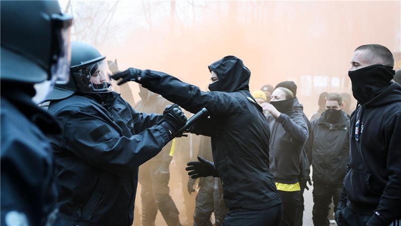 Unterstützung bei der Übung gab es auch von der Landespolizei aus Hamburg und Mecklenburg-Vorpommern.